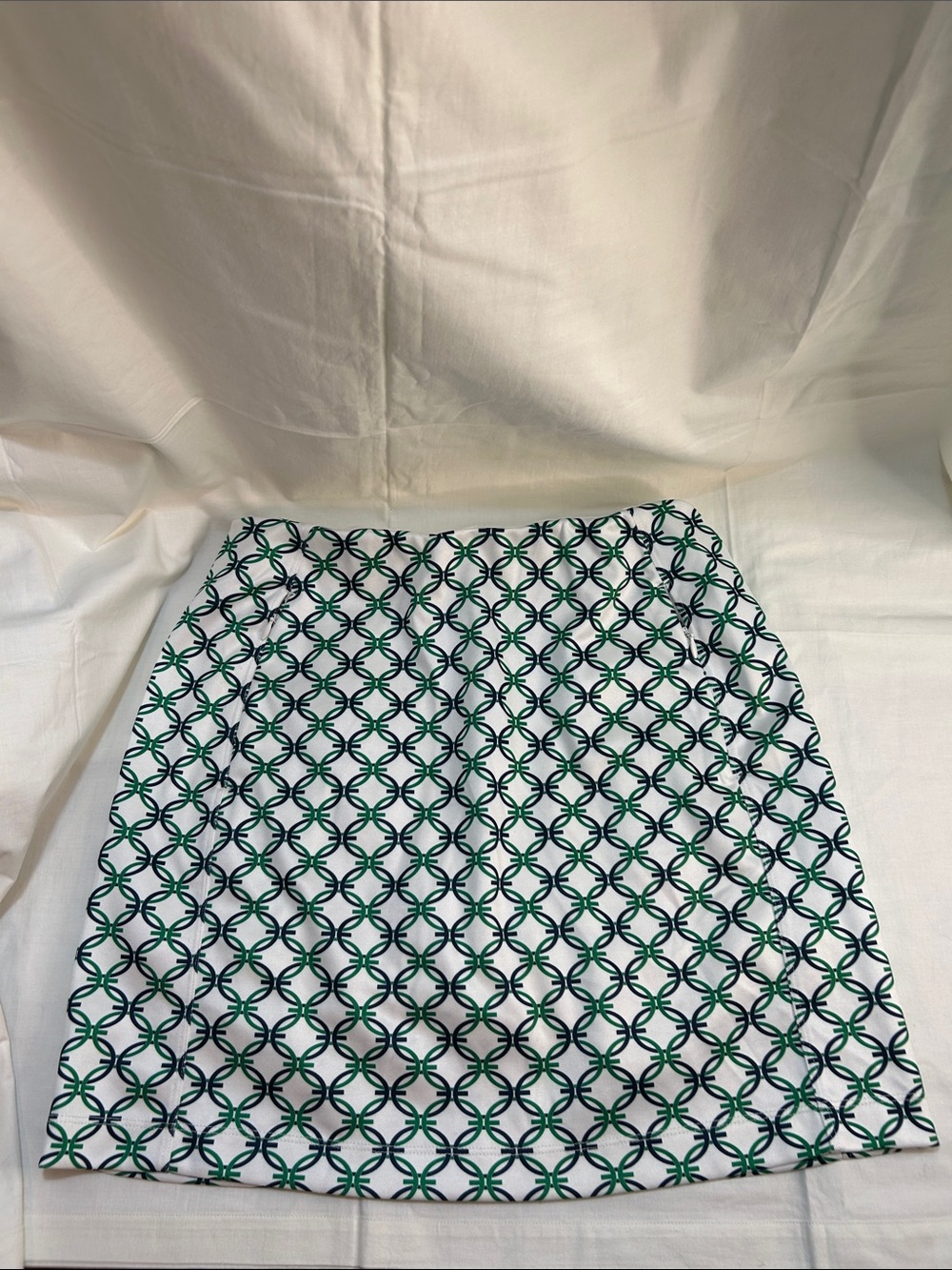 Tory Burch Sport Golf Skort Black & Green Jacquard on White Size Small EUC